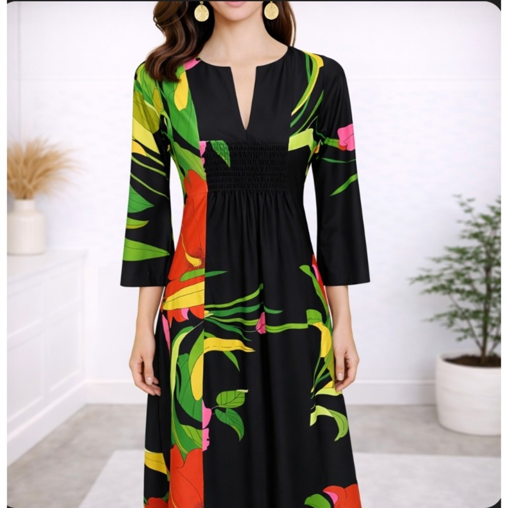 Waltah Clarke's Maxi Dress Black Floral‎ Vintage Hawaiian Empire Waist 60s